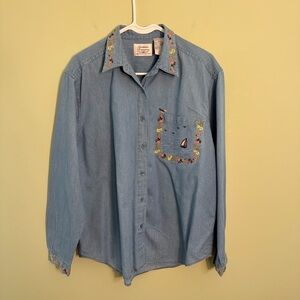 Vintage Northern treasures Blue Embroidered  chambray Jean Shirt women’s size M